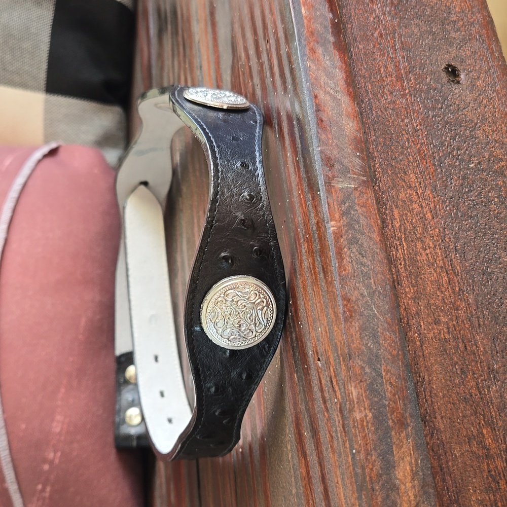 SIZE 26 Black Western Concho Belt